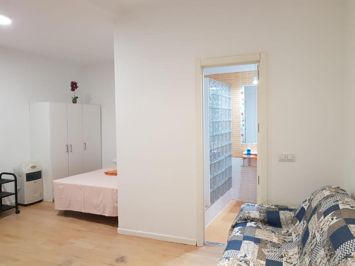 Estudios Cascorro Rastro Madrid Exteriör bild
