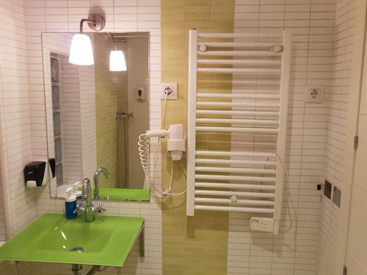Estudios Cascorro Rastro Madrid Exteriör bild